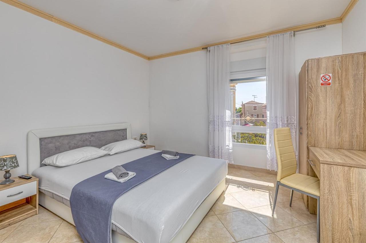 Rooms On Liberty Square Poreč Eksteriør billede